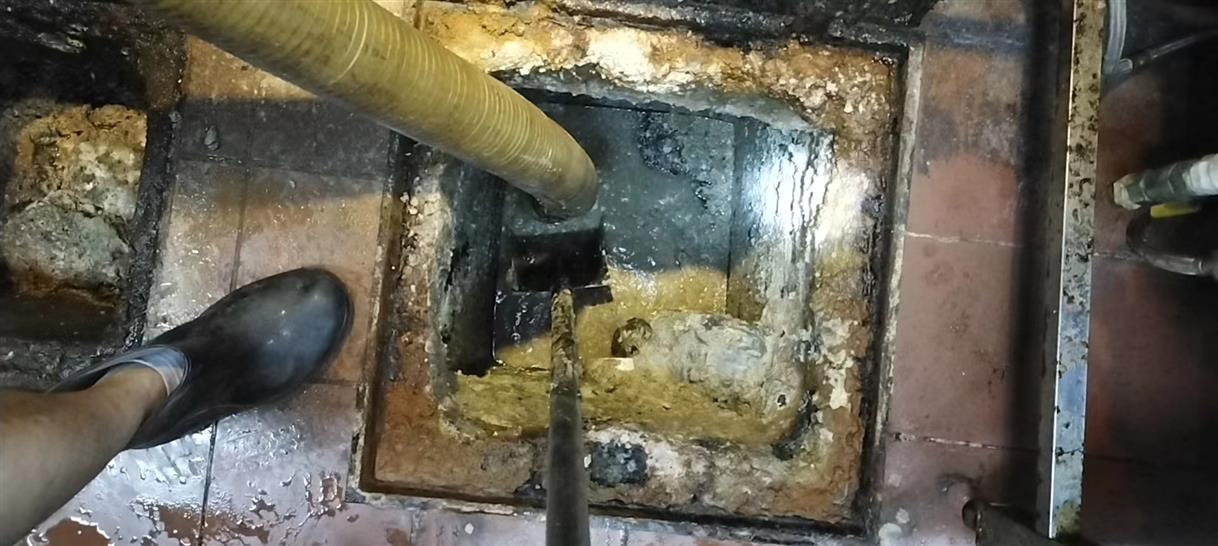 洱源污水池清理一般都有毒气，怎么预防中毒呢？